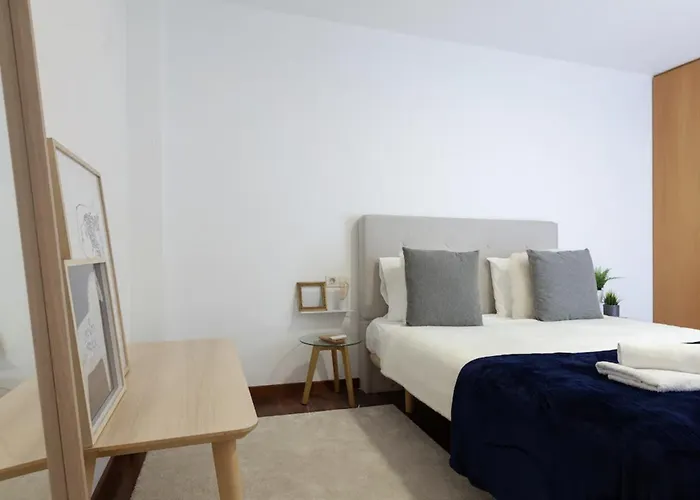 Luxury - Steps From Stephansplatz וינה